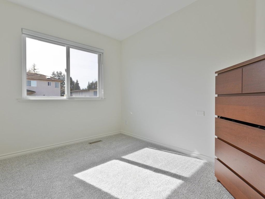 listing image 1101482449468323098