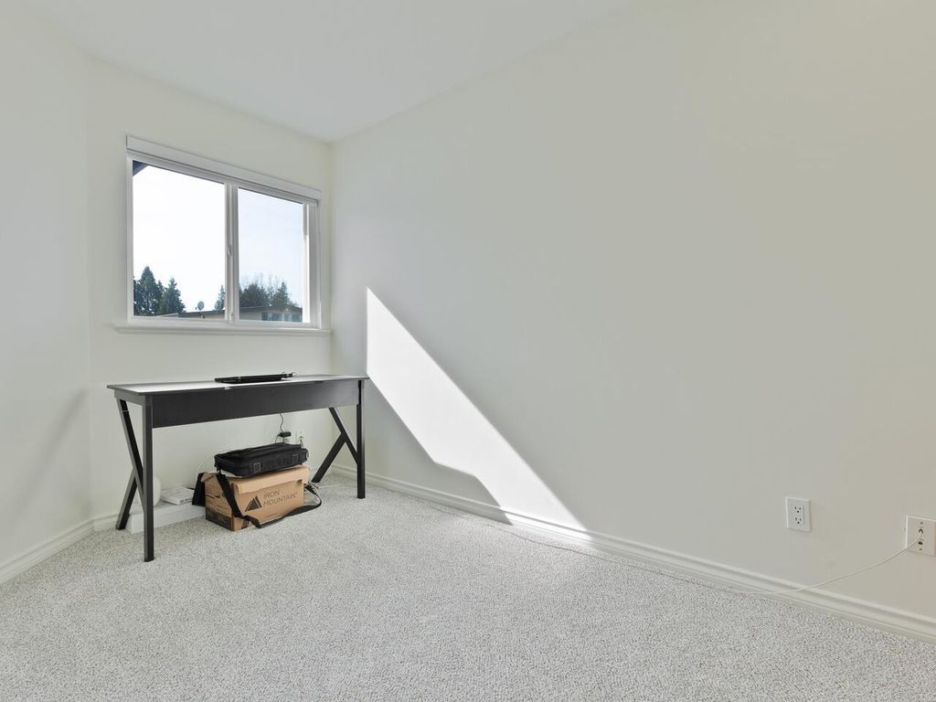 listing image 1101850421767954267