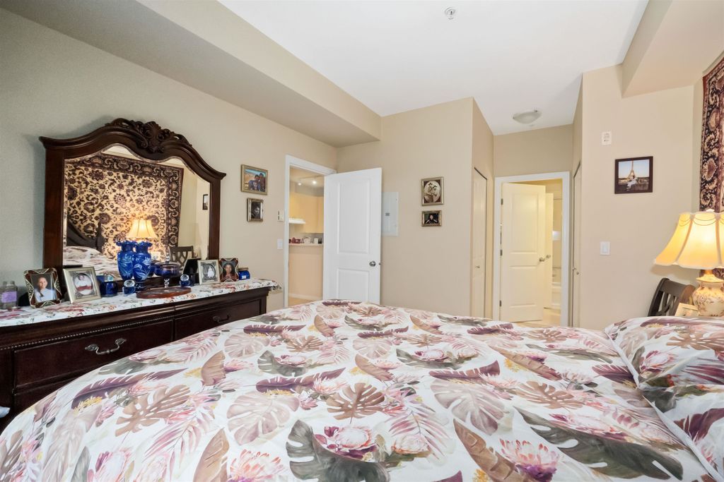 listing image 1106047354511566801