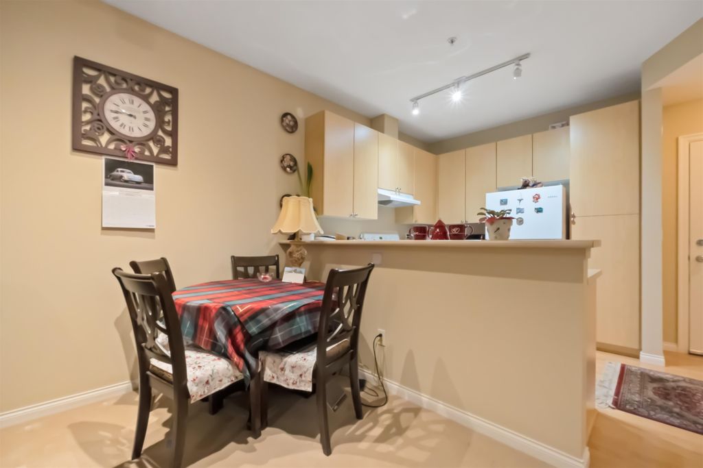 listing image 1106224159123951631