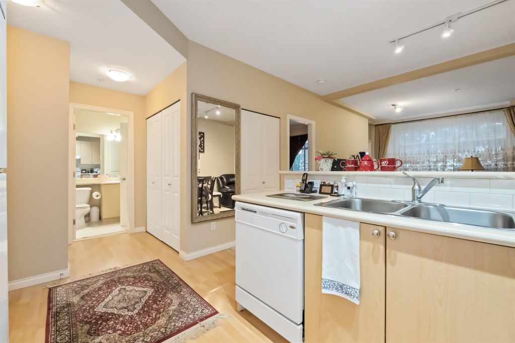 listing image 1102958354834049884