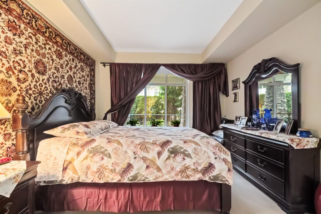 listing image 1105665196038494915