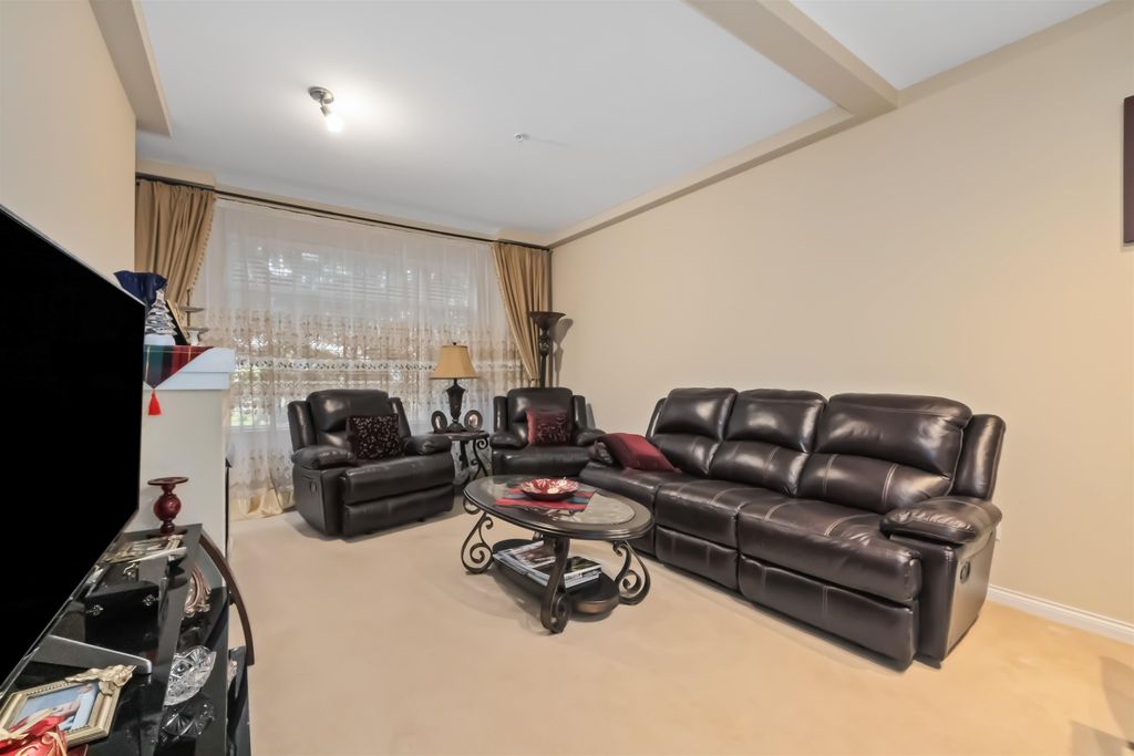 listing image 1102260127491136224