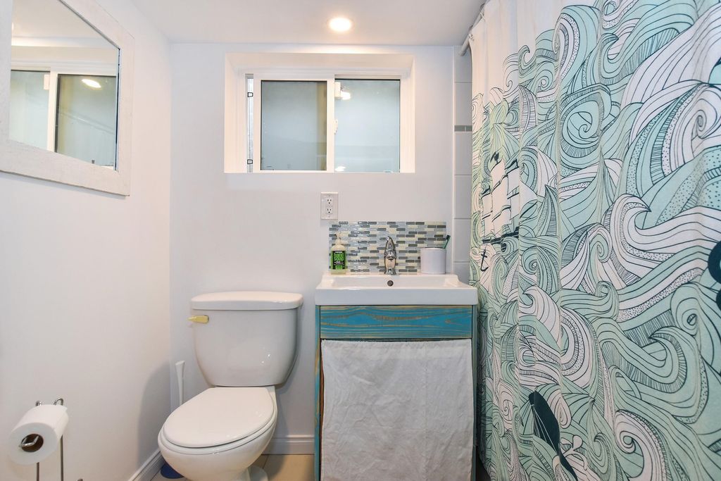 listing image 1100672354882718109