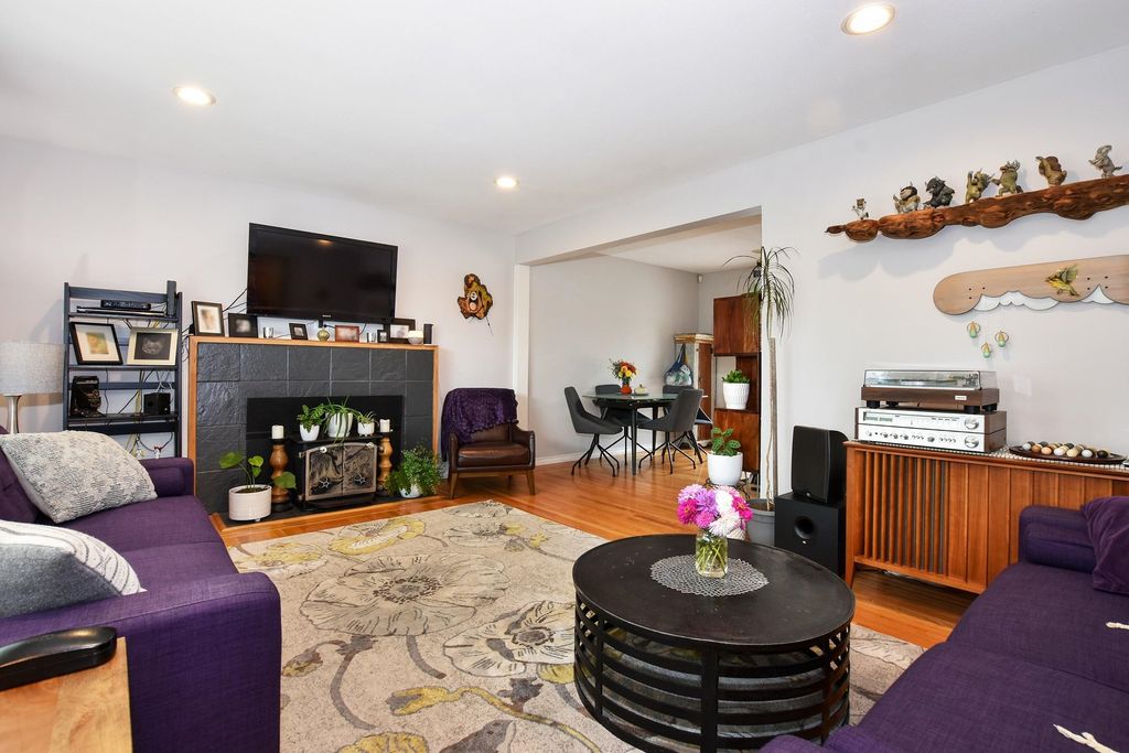 listing image 1103017238613237807