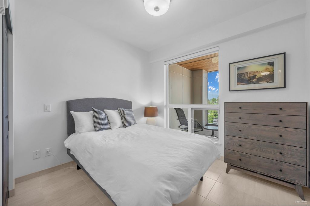 listing image 1103881138989610718