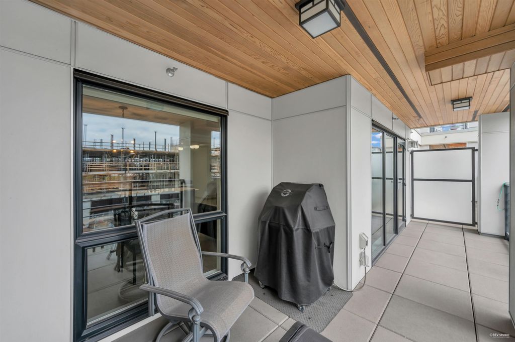 listing image 1103579760307585424