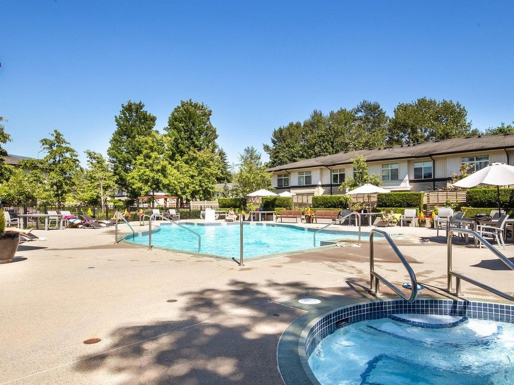 listing image 1101901114220489264