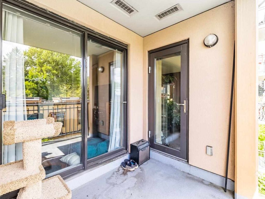 listing image 1107303606987786435