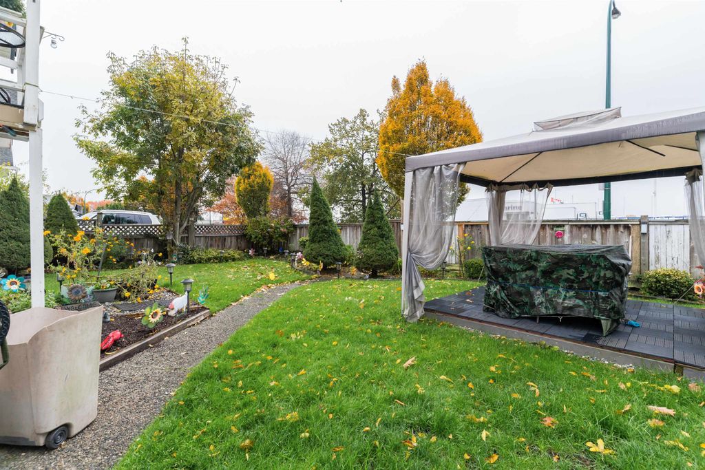 listing image 1102165979285621052