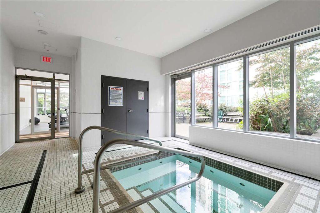 listing image 1107904412986737564