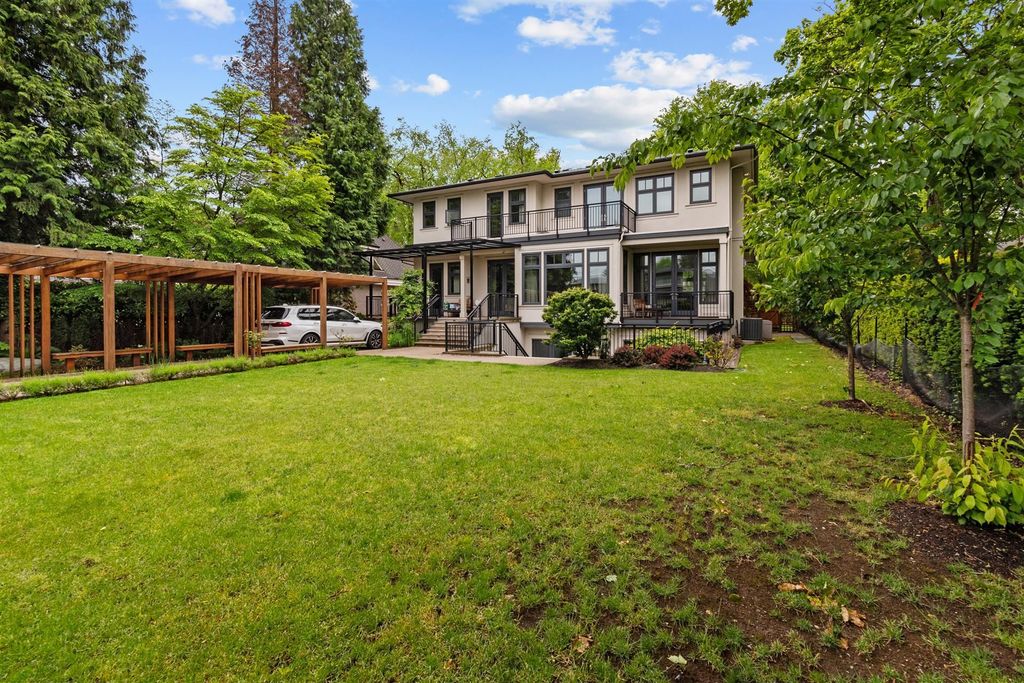 listing image 1100015296282897130