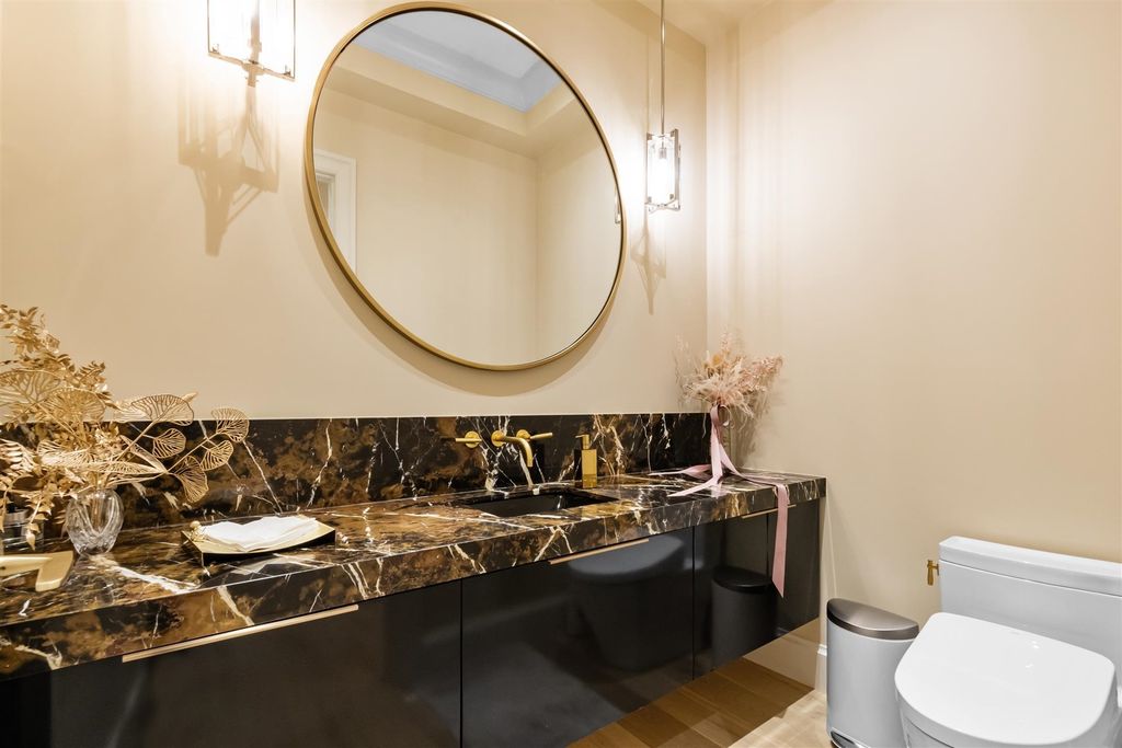 listing image 1102057979843598888