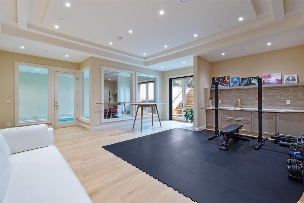 listing image 1100172487154082846