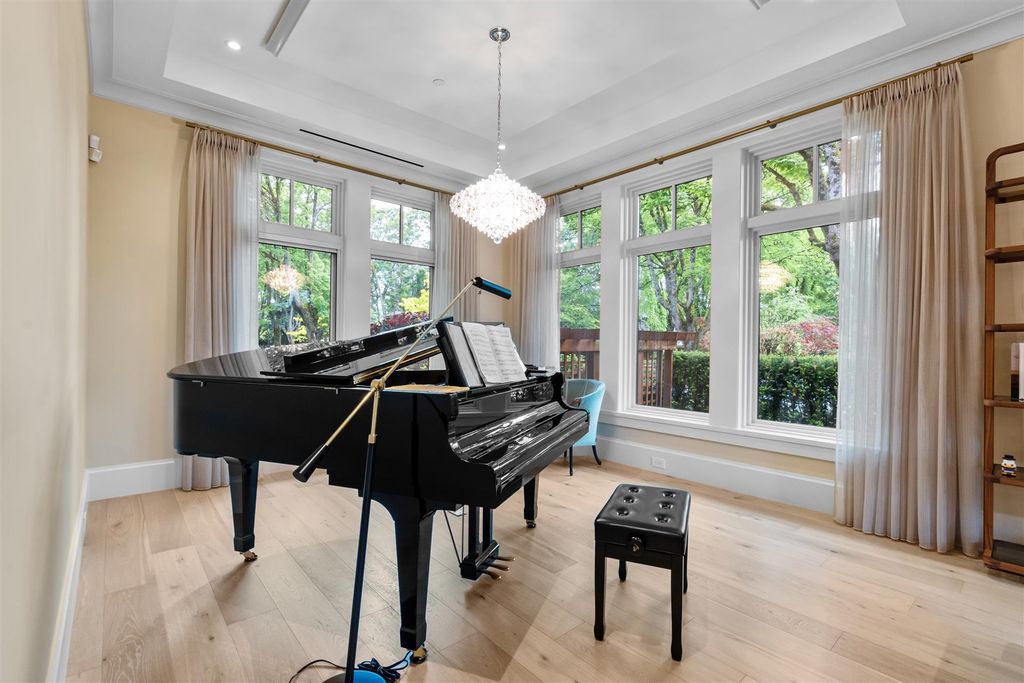 listing image 1107435986962708543