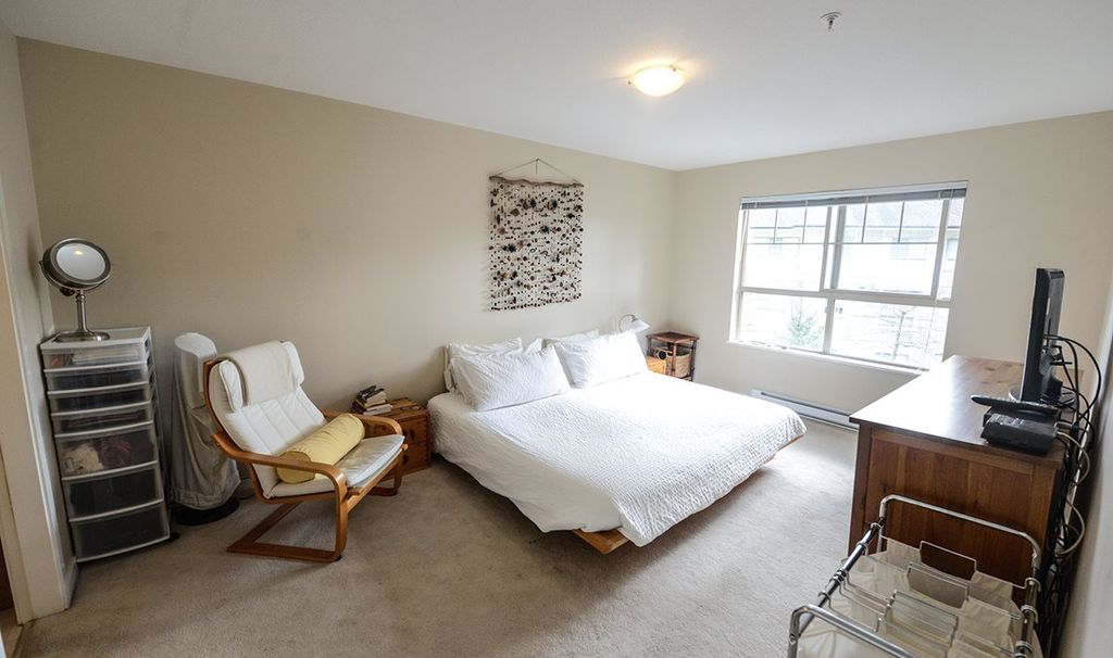 listing image 1102674986716235445