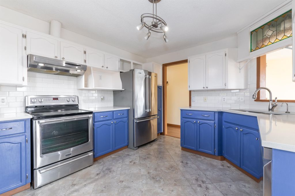 listing image 1105386241601158616