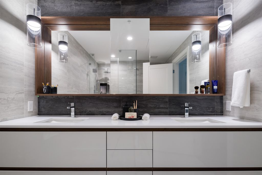listing image 1100078559384268523