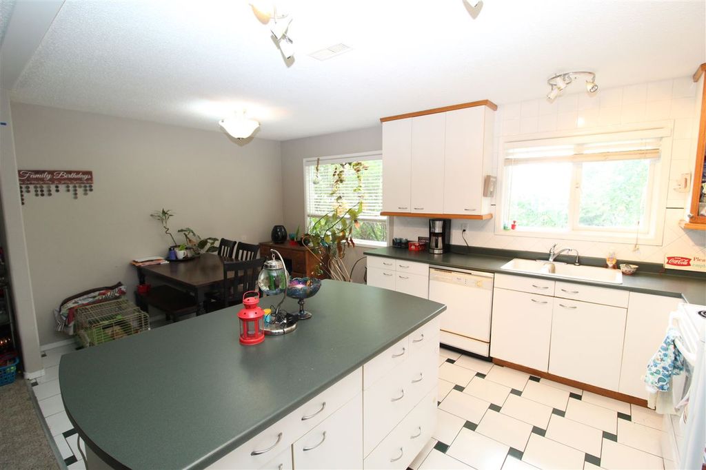 listing image 1101304548279993972