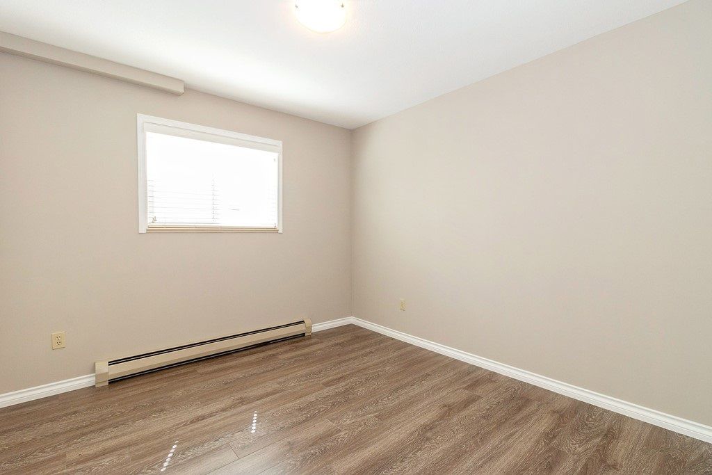 listing image 1107815202474259358