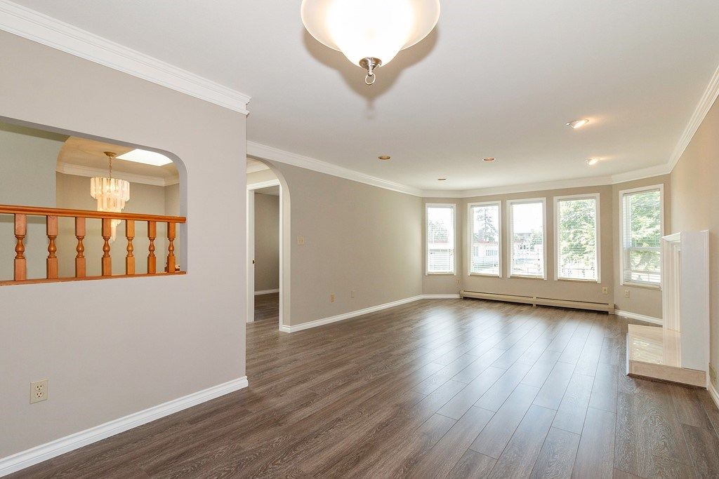 listing image 1108665496537185171