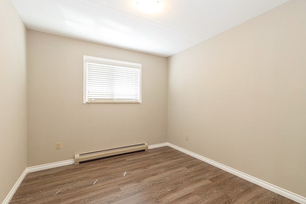 listing image 1104477240307324039