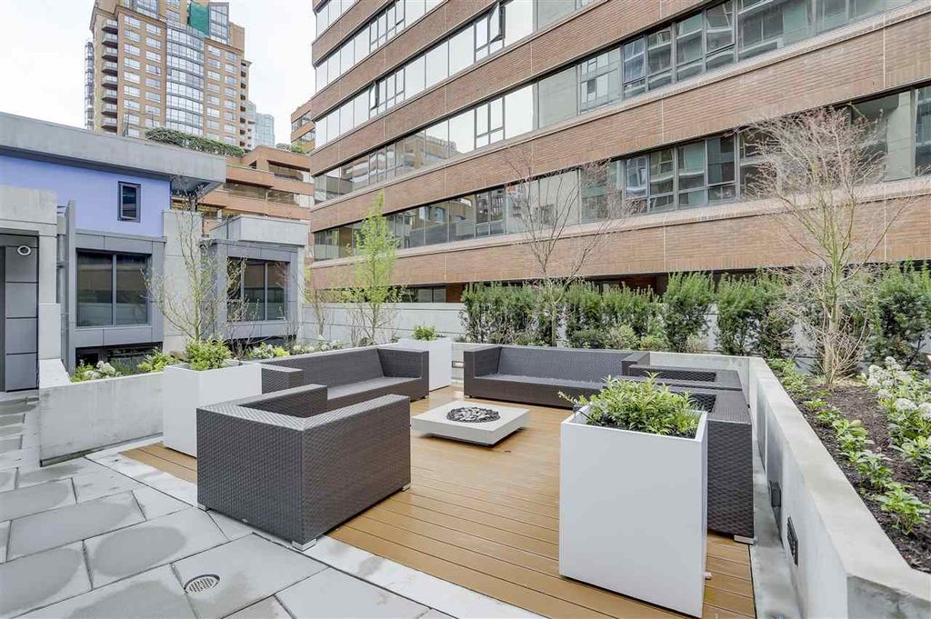 listing image 1106677125364227548