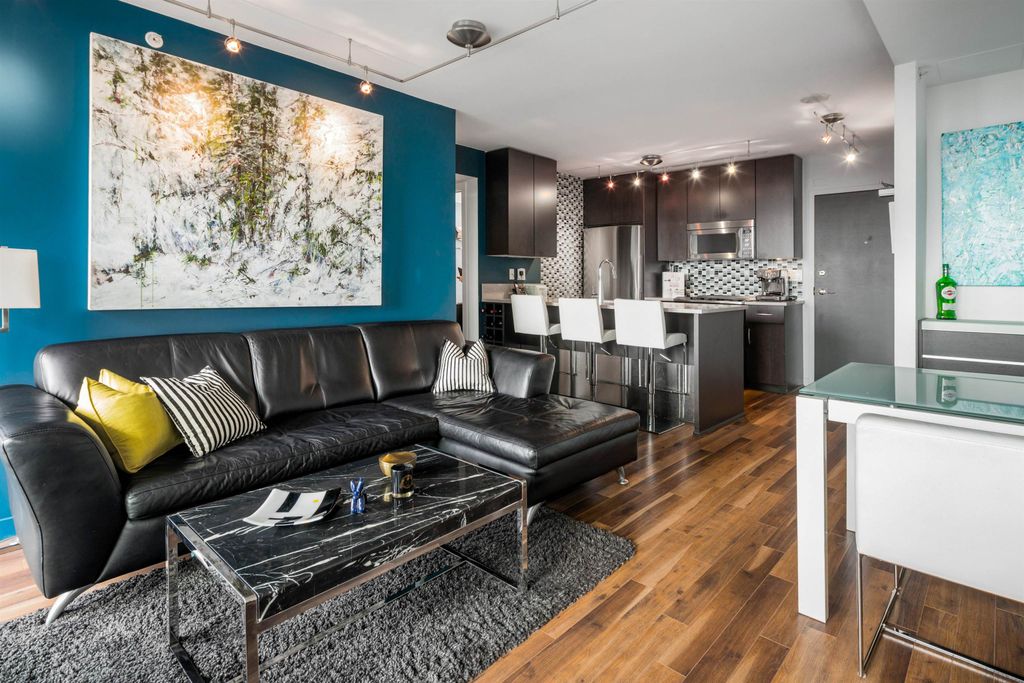 listing image 1109332445181624654