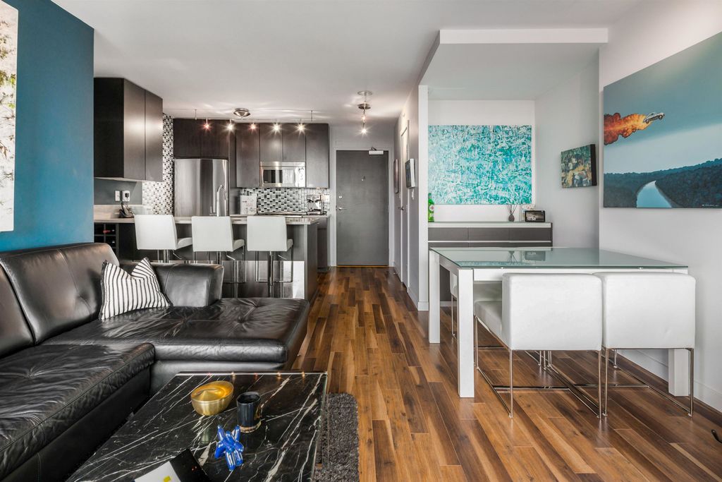 listing image 1109076210914483874