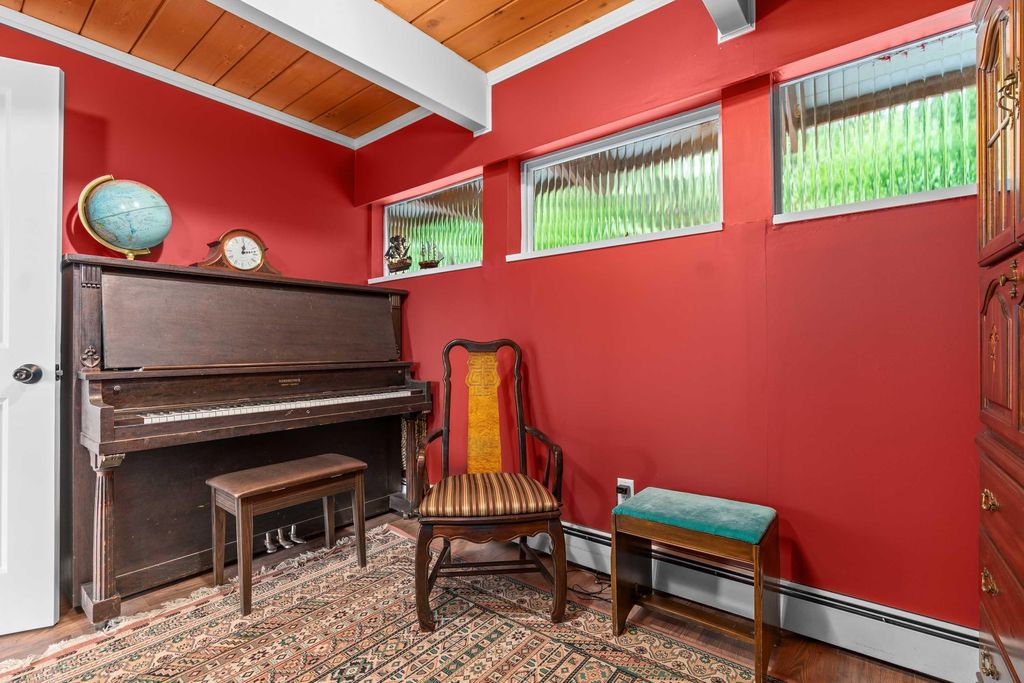 listing image 1105368411139966167