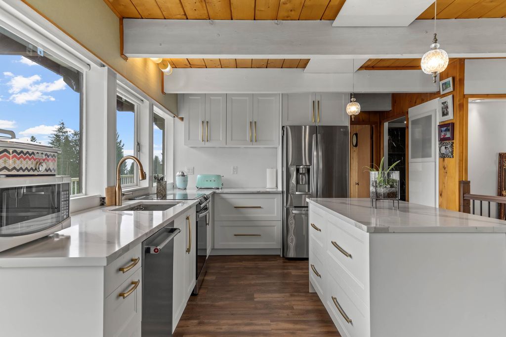 listing image 1100525713454756961