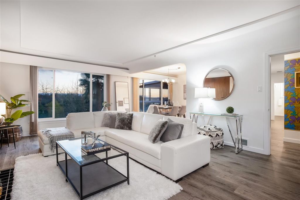 listing image 1108838612833577321