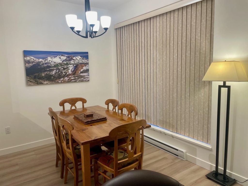 listing image 1108719097017930183