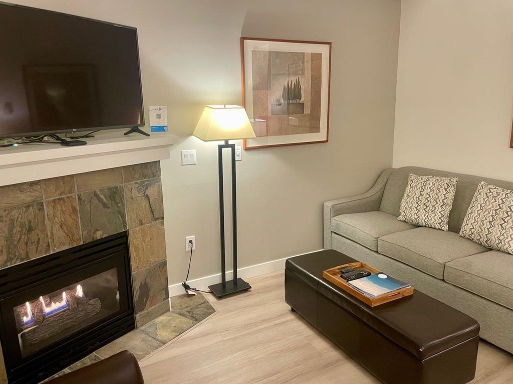 listing image 1107304665531271568