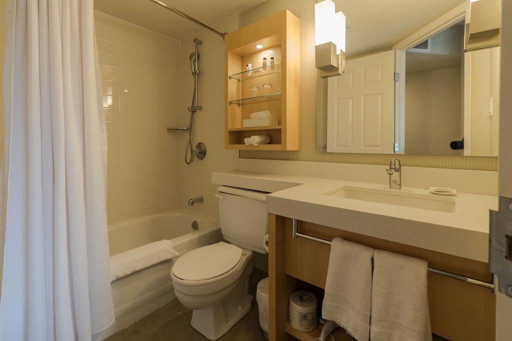 listing image 1101774097392167648