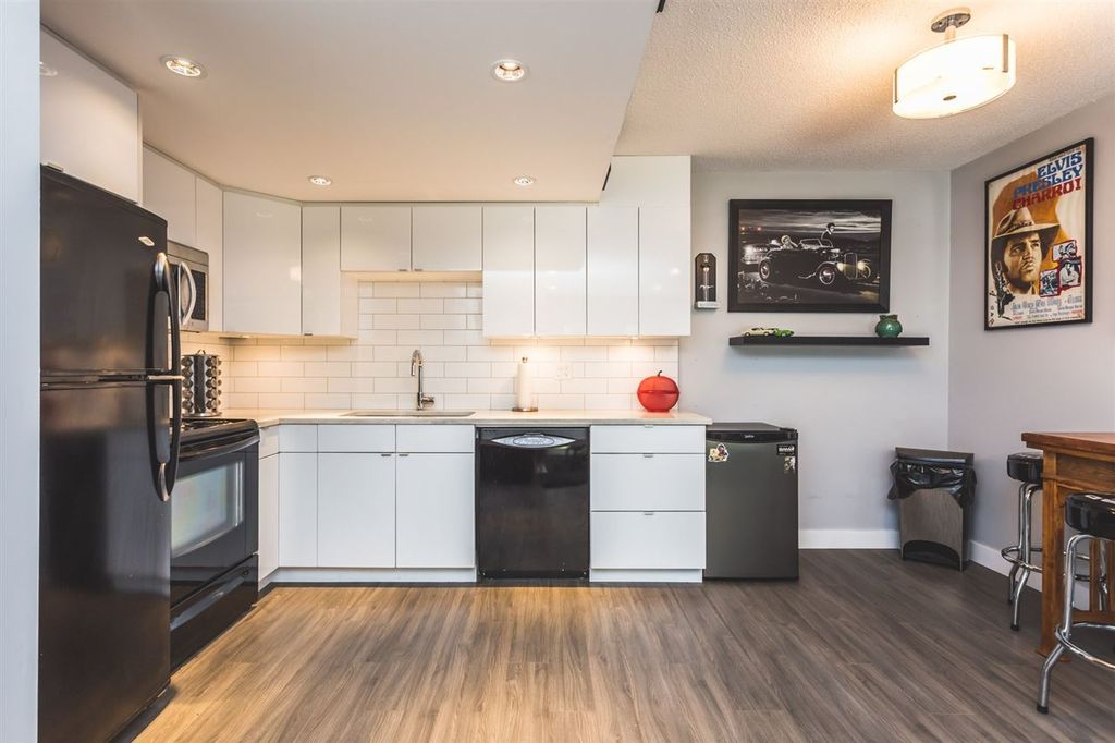 listing image 1107449727765715007