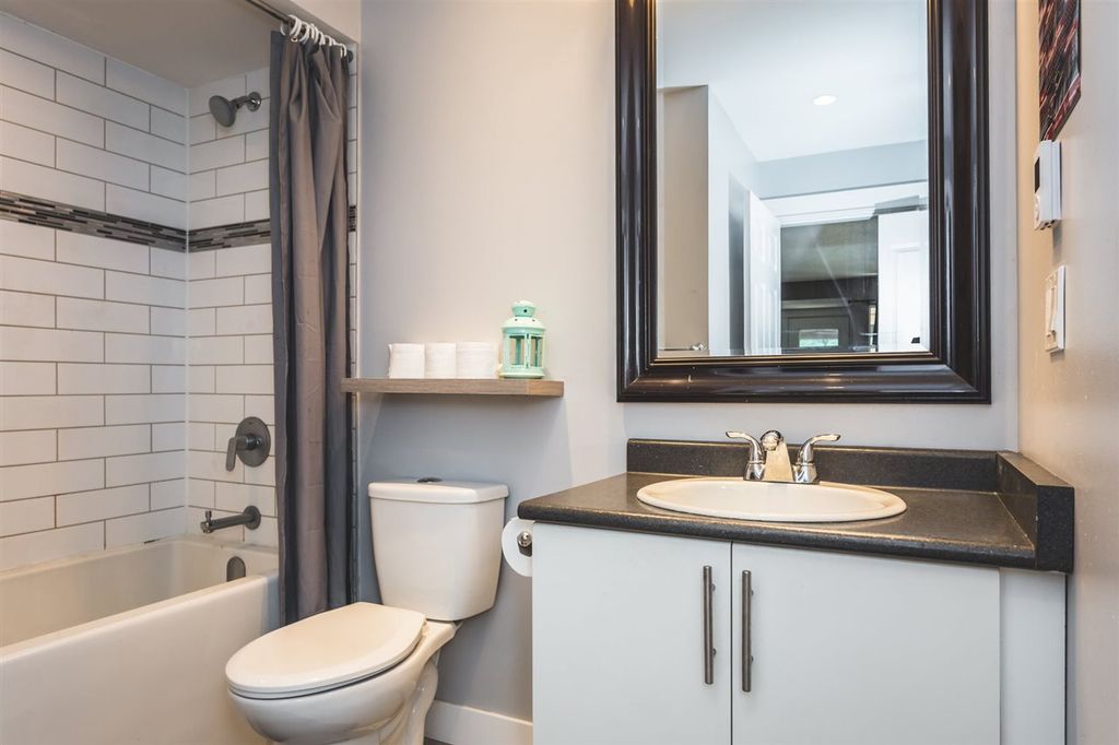 listing image 1106532781239981859