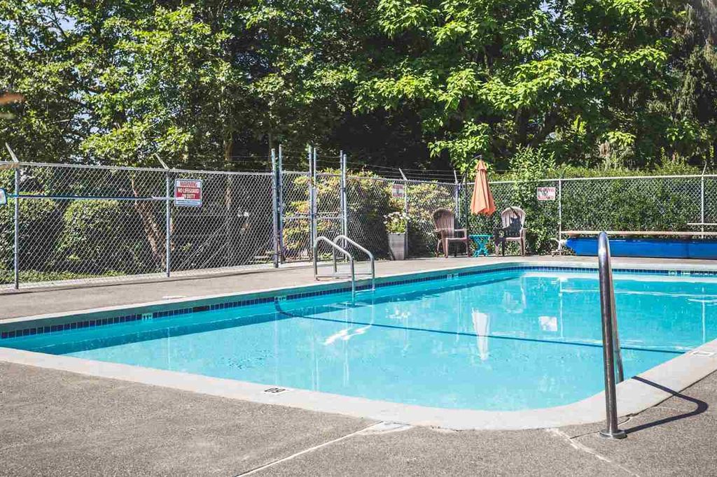 listing image 1100902142534424191