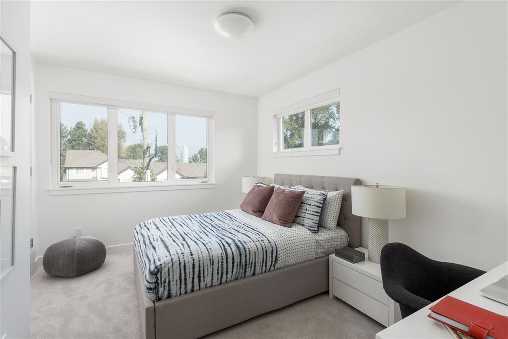 listing image 1107964029607528835