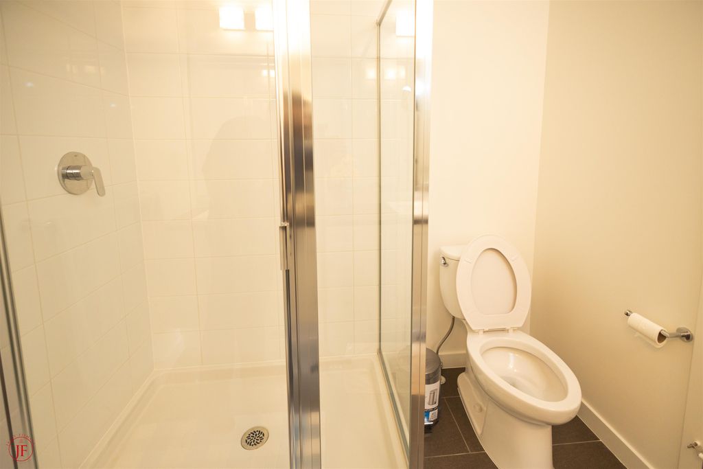 listing image 1101495968928101193