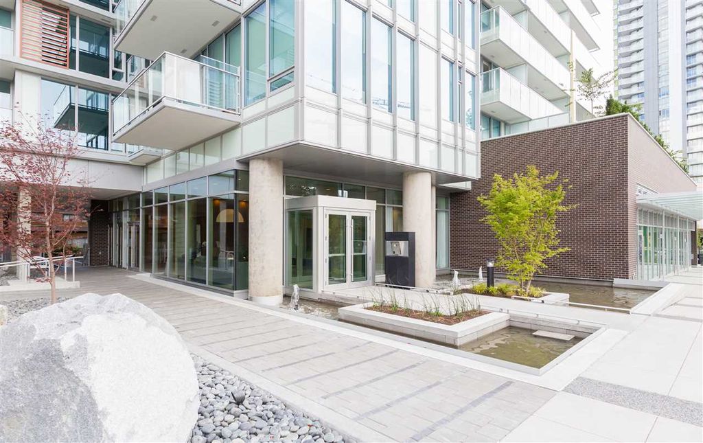 listing image 1109801149607329102