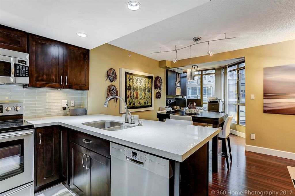 listing image 1102881971361637882