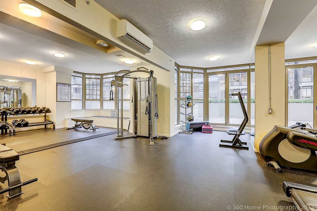 listing image 1102186132580798406