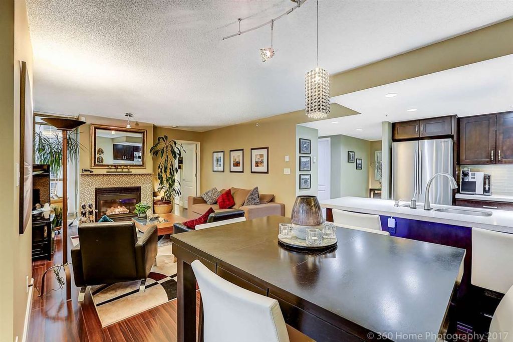 listing image 1104367027205188191
