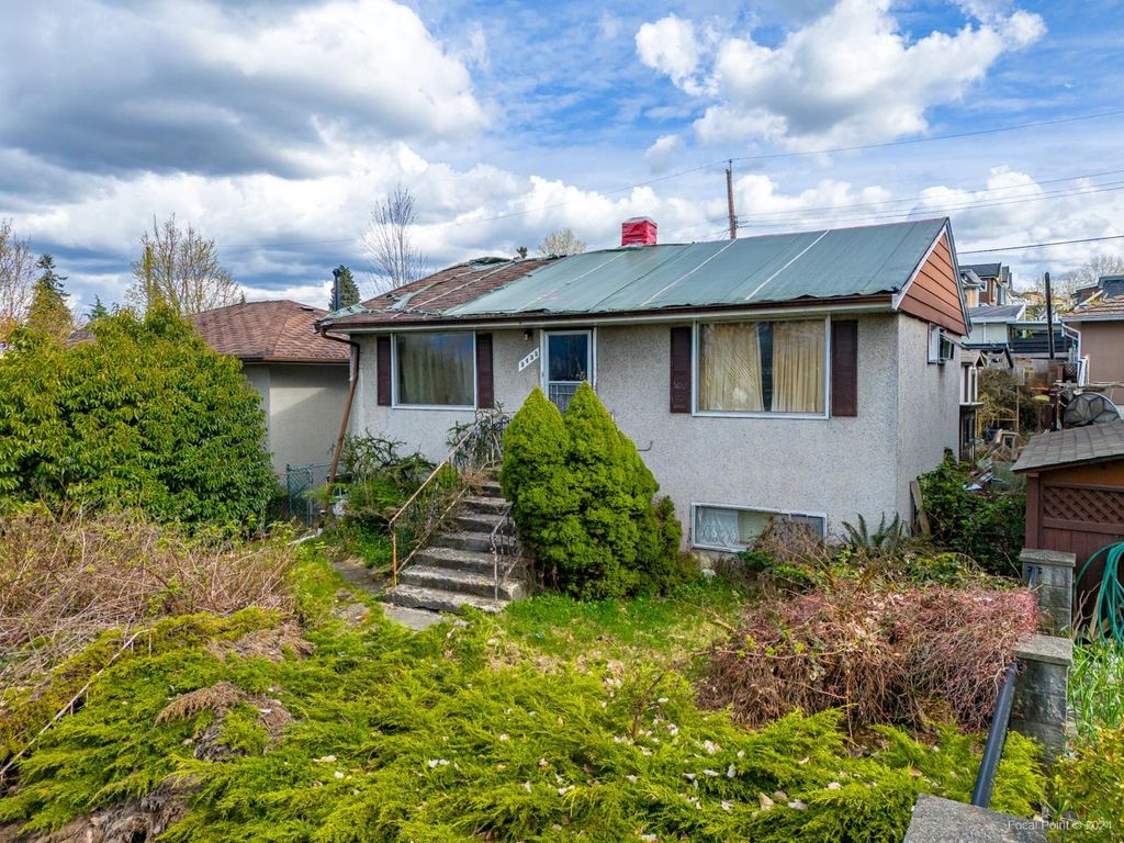 listing image 1101627120811901248