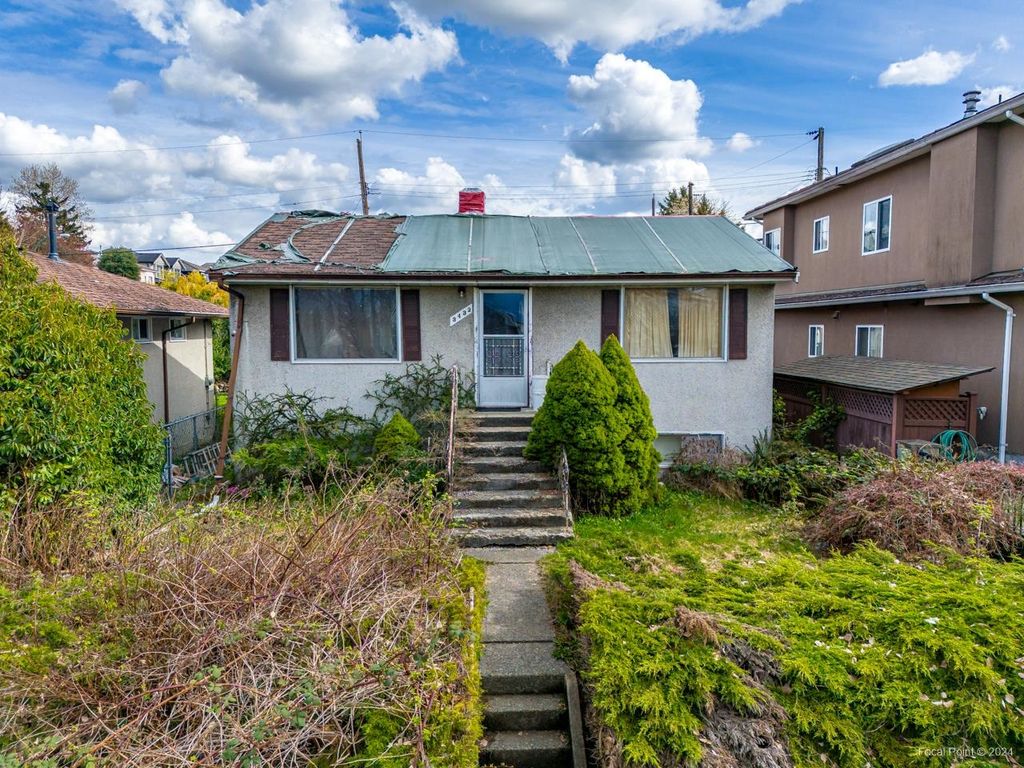 listing image 1109614404394417879