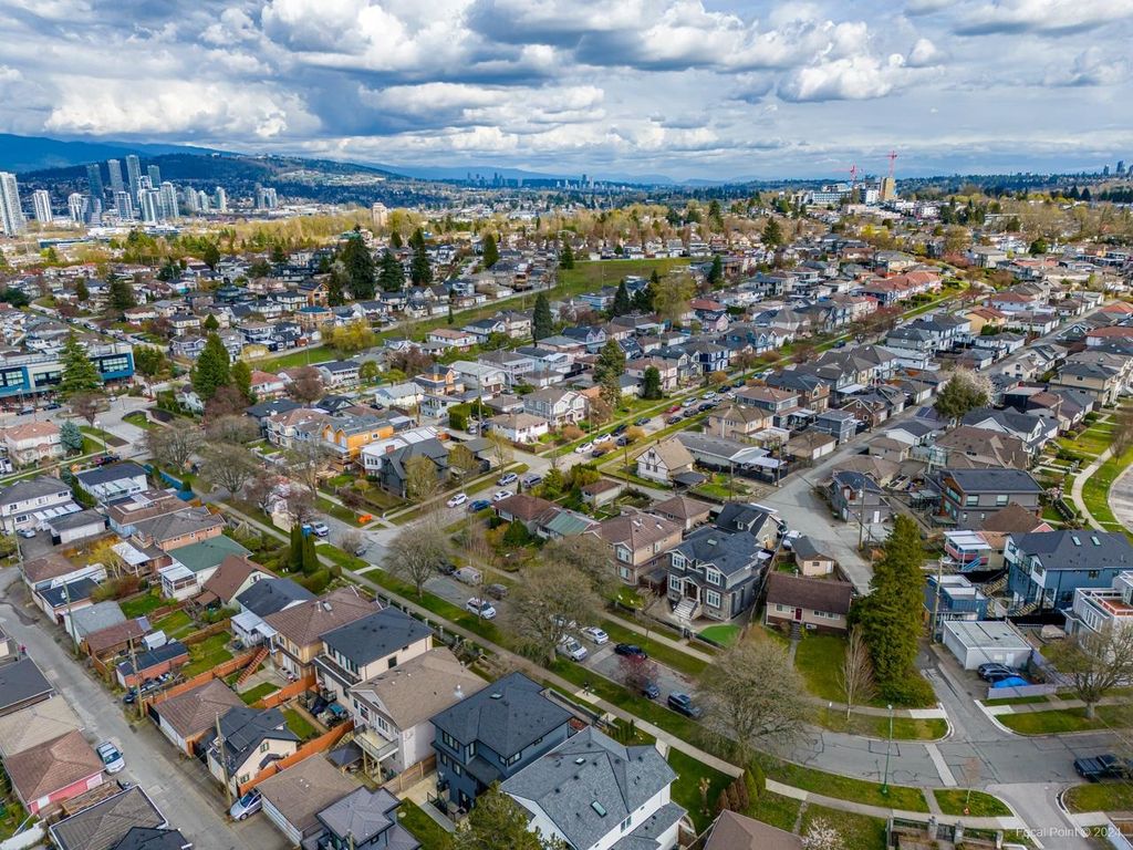 listing image 1101842844428801263