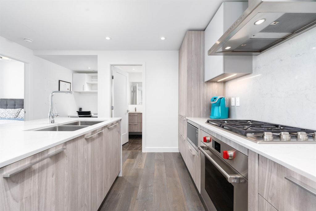 listing image 1109955155509034945