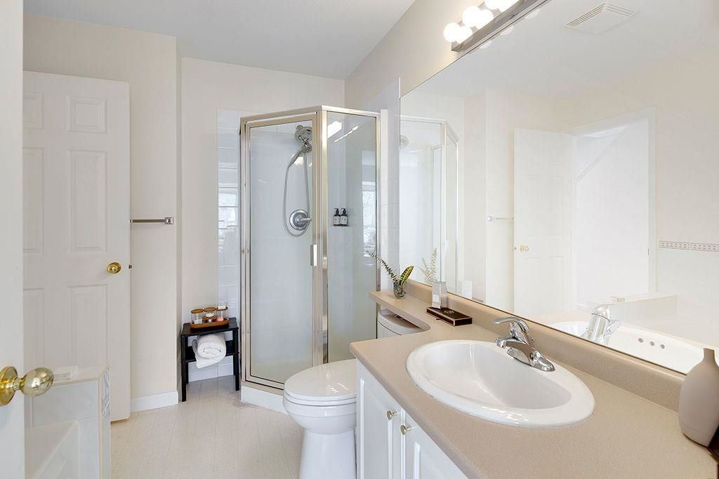 listing image 1109418226754215865