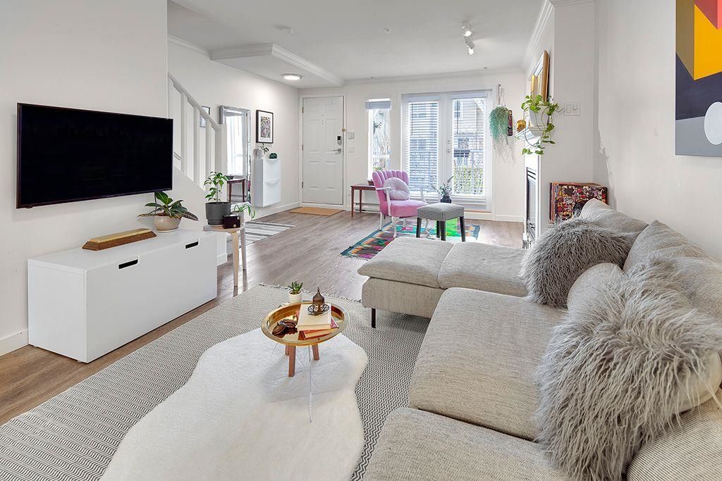 listing image 1107859992976470068